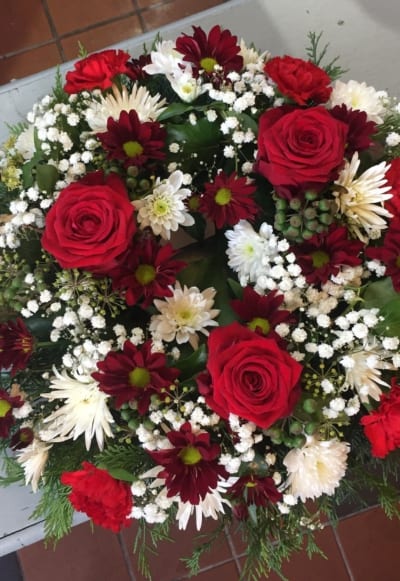 red white funeral wreath tipperary